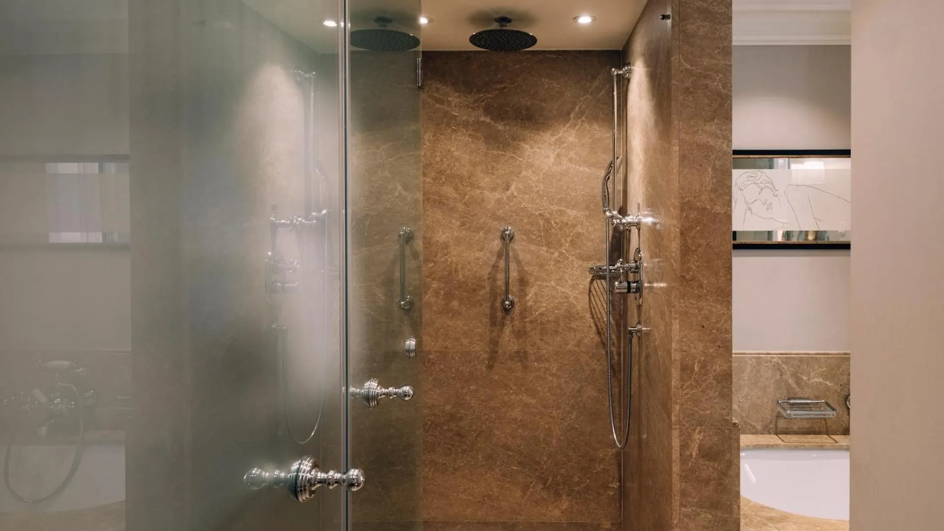 Hotel Sacher Salisburgo 5*,
