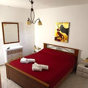 Casa Nina Mondello