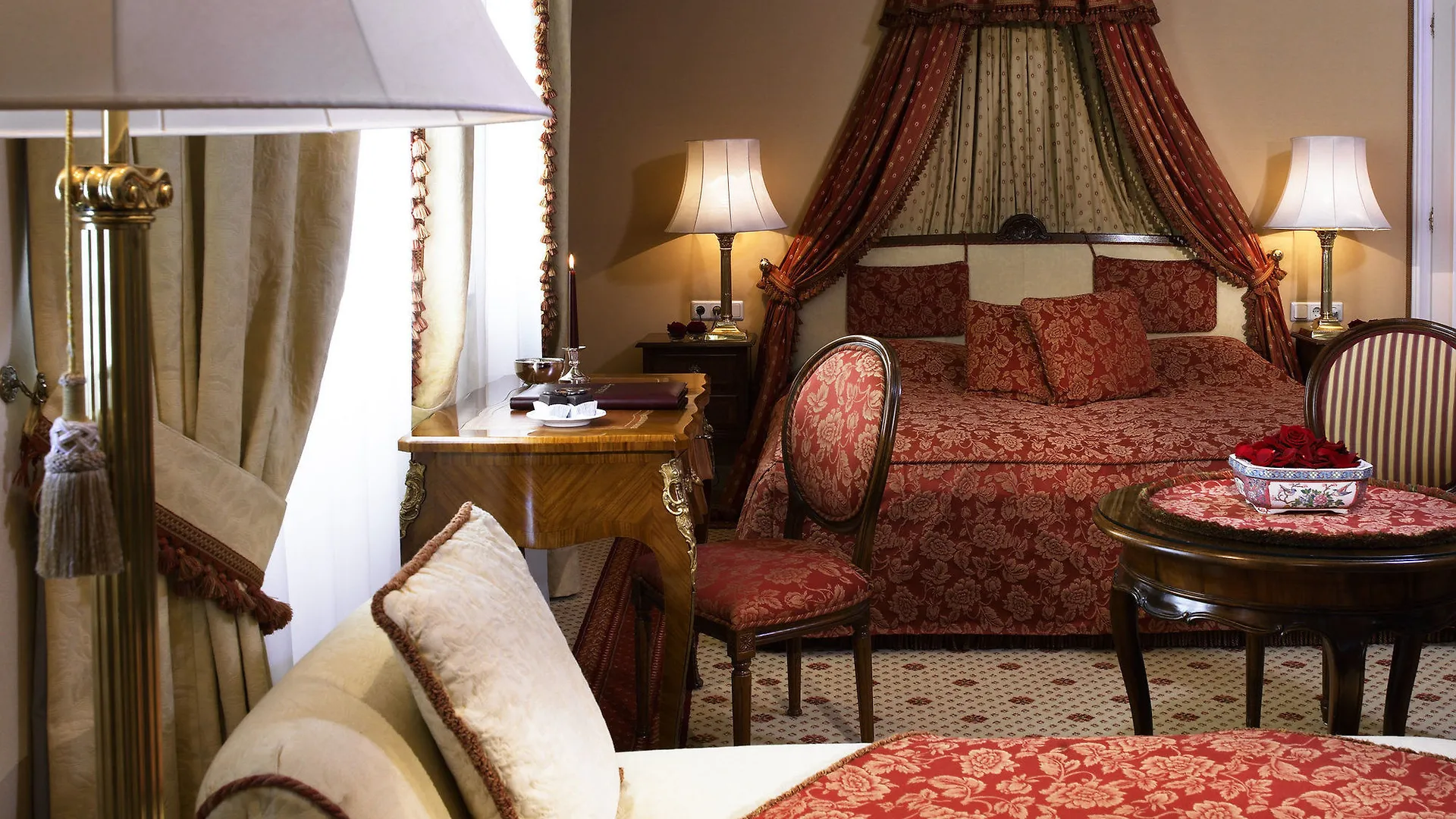 Hotel Sacher Salisburgo 5*,